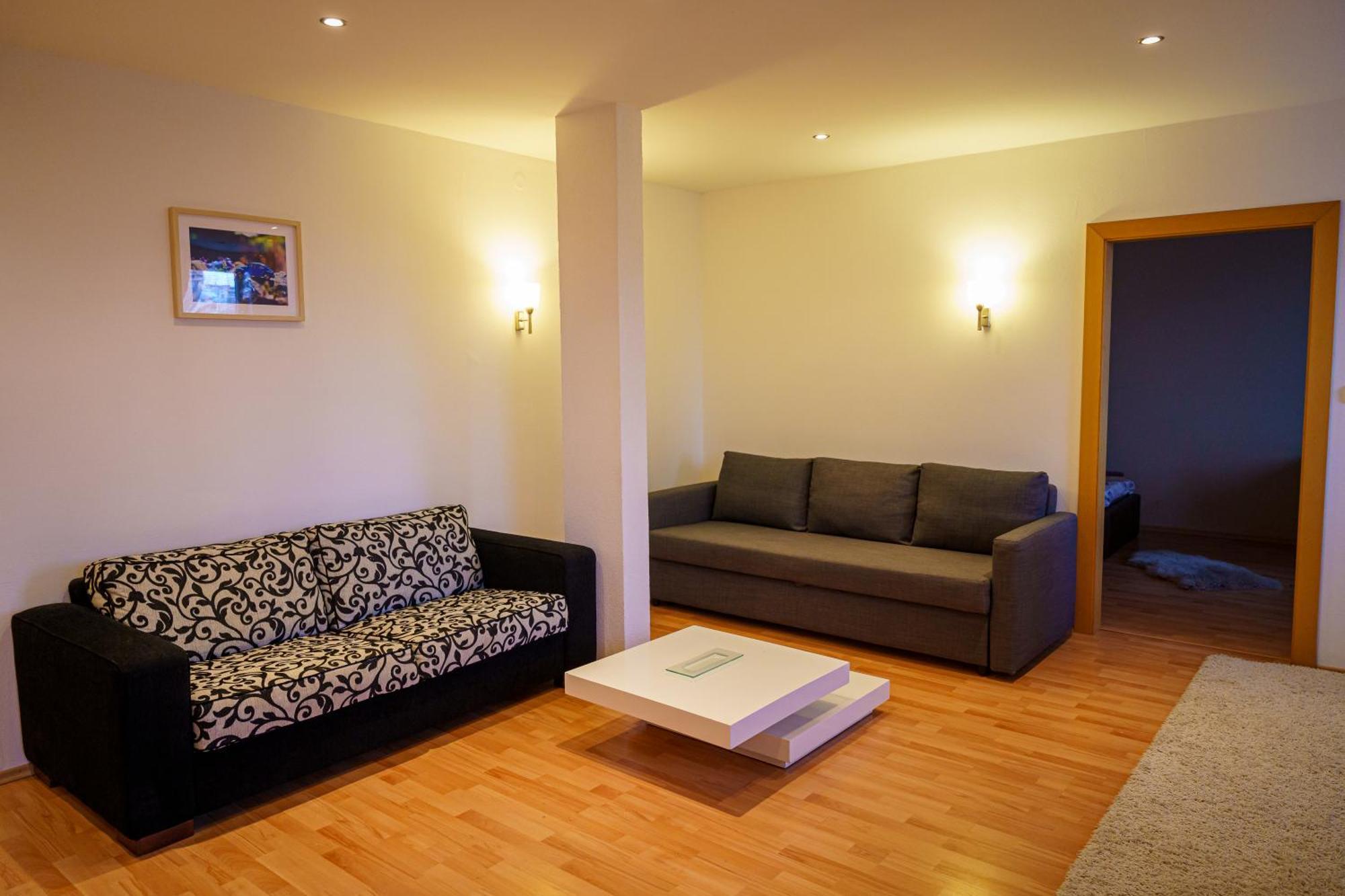 Spacious With A Fireplace In The